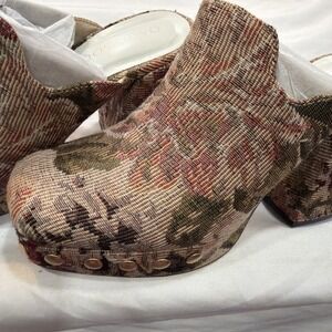 Floral Tapestry Chunky Platform Clog with Square Toe - Oasis Society 7.5 Boho